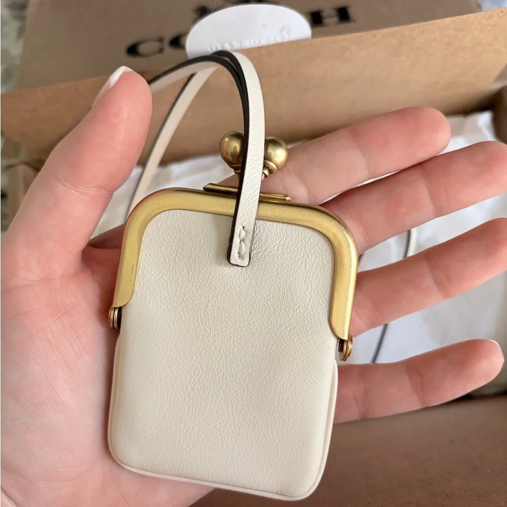 Coach Kisslock Pouch Necklace Spring 2026 - Picture 3 of 5